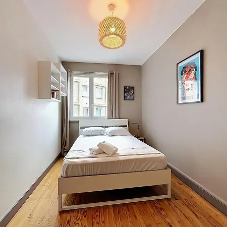 Grand T4 Centre-ville 8 Pers Jardin Lecoq Apartment *